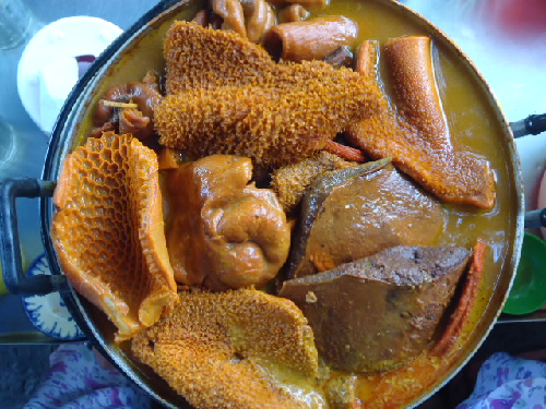 Phá lấu là món ăn đặc sản đường phố của Hà Nội